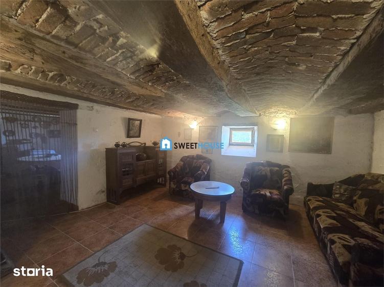 Casă cu 3 camere cu Teren 1200 Mp în Șoarș