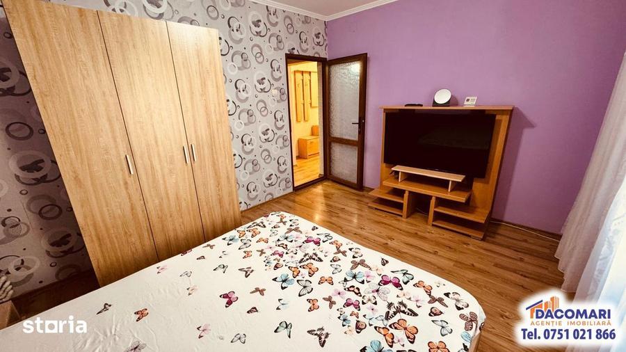 Apartament cu 2 camere decomandat în Micro 20