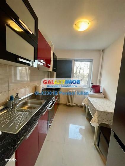 Apartament cu 2 camere decomandat în Calea Victoriei
