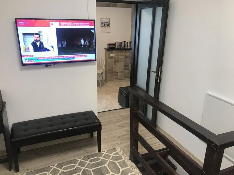 Apartament 3 camere renovat Str. REPUBLICII - 15