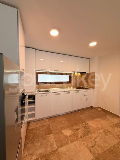 Duplex cu 4 camere cu Canalizare în Pipera