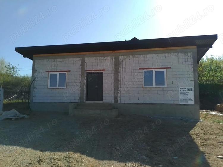 Casă cu 3 camere cu Teren 450 Mp în Central