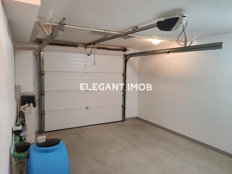 Casă cu 6 camere cu Teren 500 Mp în Corbeanca