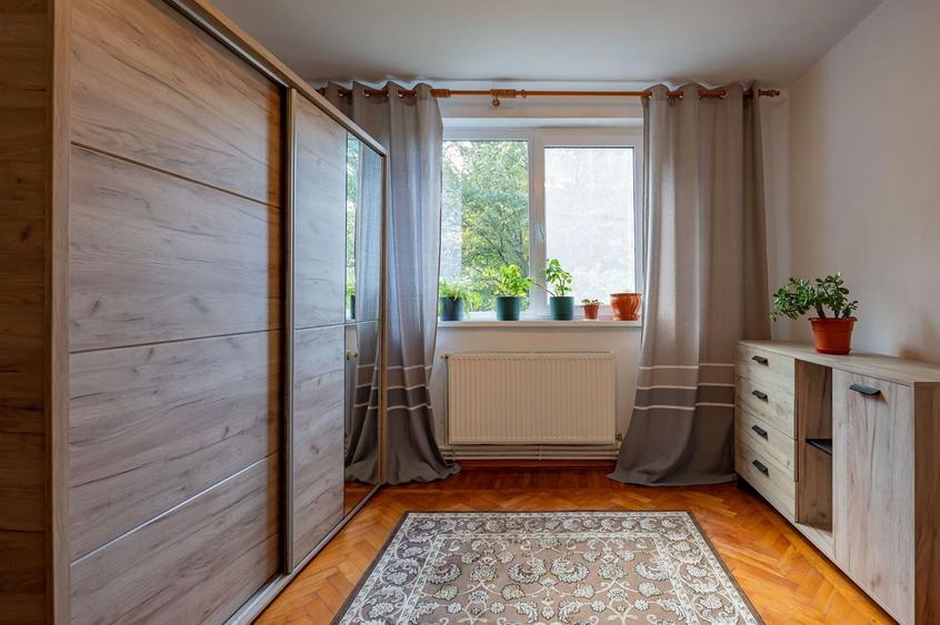 Apartament cu 2 camere semidecomandat, mobilat în Tomis Nord