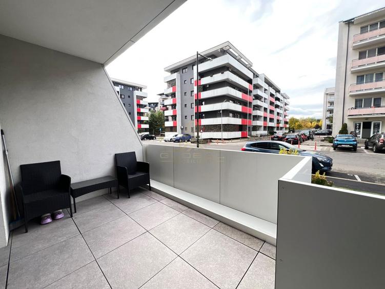 Apartament cu 2 camere semidecomandat, mobilat în Iris