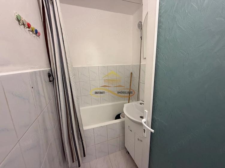 Apartament 3 camere de vanzare in Bacau - 3