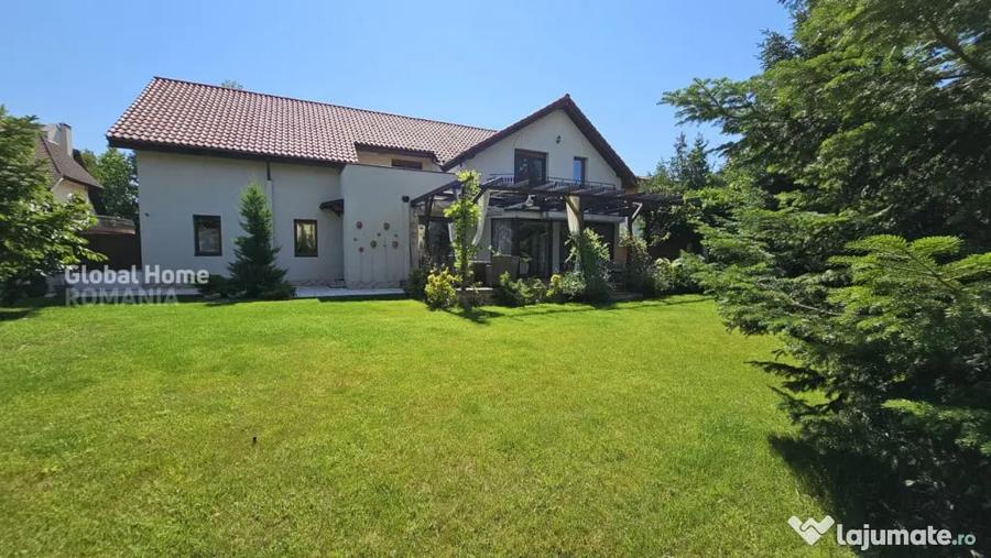 Casă cu 5 camere cu Teren 710 Mp în Central