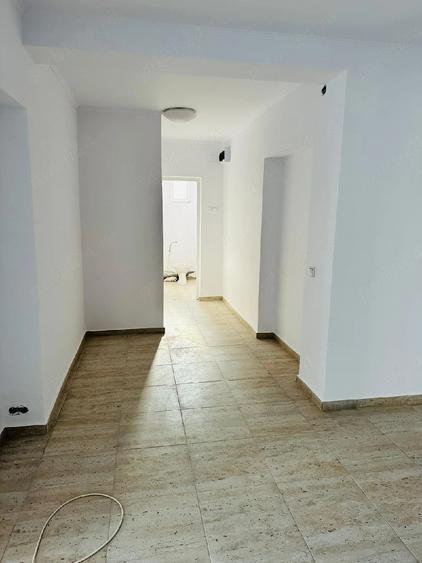Spațiu comercial, de 160 mp, în Central