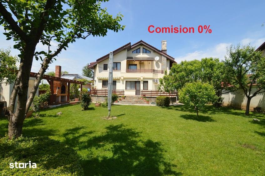 Casă cu 6 camere cu Teren 1081 Mp în Central