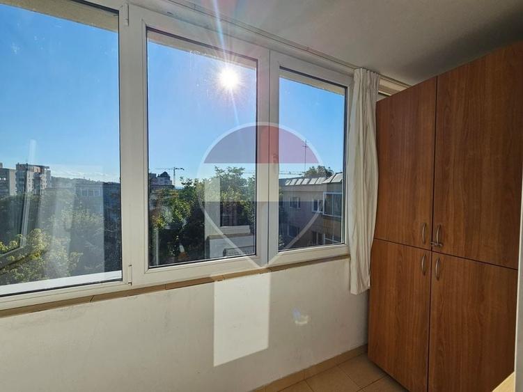 Apartament cu 3 camere decomandat, mobilat în Gheorgheni