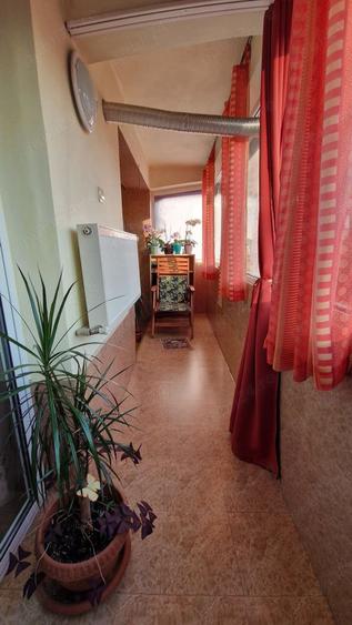 Apartament cu 3 camere decomandat în Gorjului
