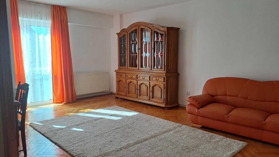 Apartament cu 2 camere decomandat în Centrul Civic