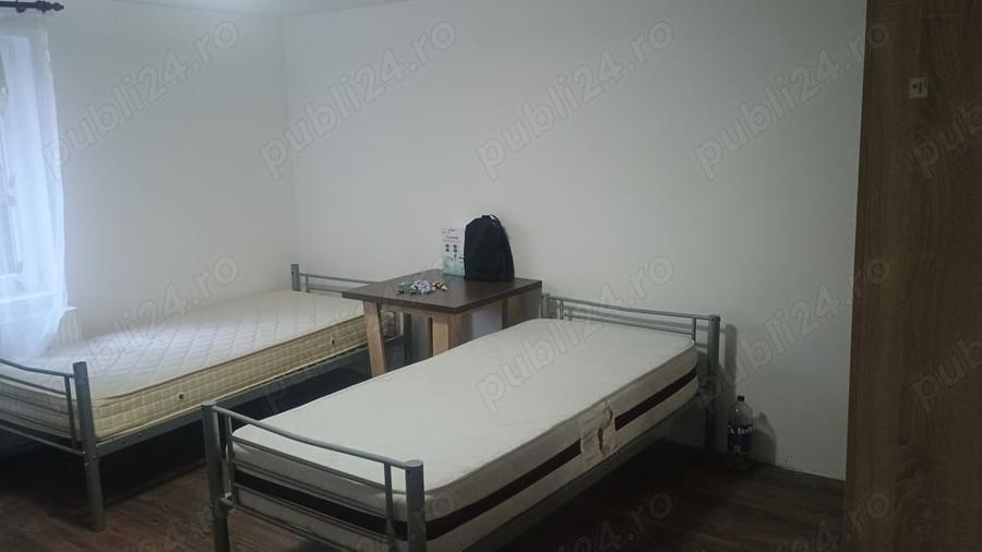 Casă cu 4 camere cu Teren 1000 Mp în Valea Adâncă