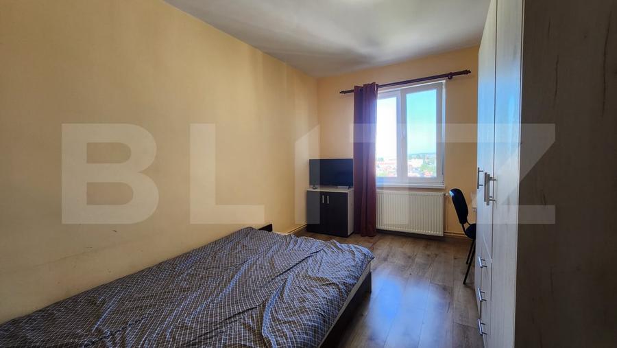 Apartament cu 3 camere decomandat, mobilat în 7 Noiembrie