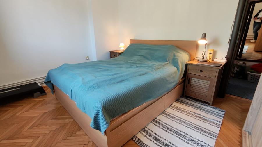 Apartament cu 3 camere semidecomandat, mobilat în Pache Protopopescu