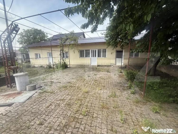 Casă cu 4 camere cu Teren 1027 Mp în Central