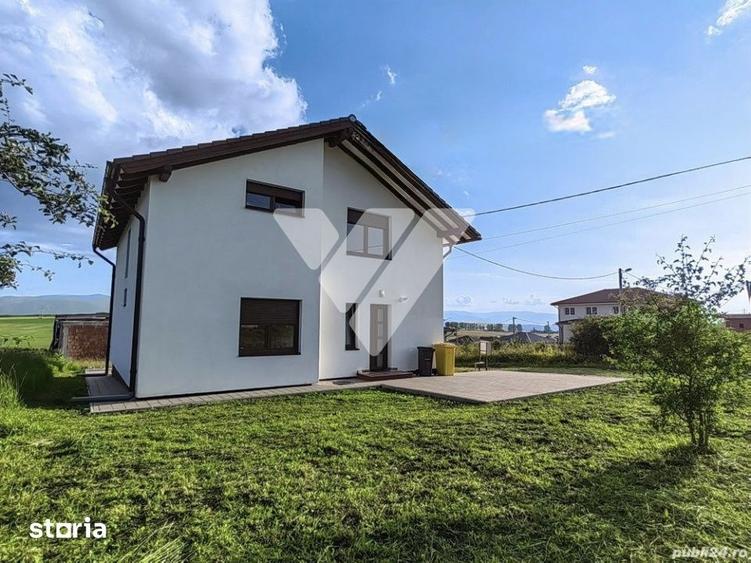 Casă cu 5 camere cu Teren 372 Mp în Central