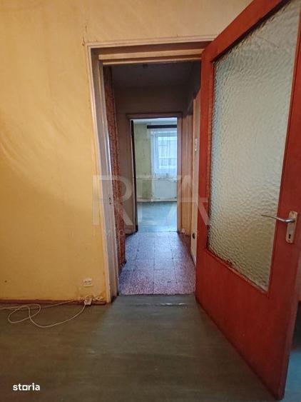 Apartament cu 3 camere decomandat în Drumul Taberei — fotografia 3