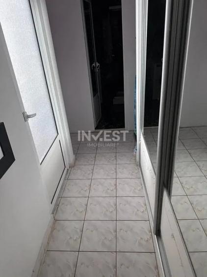 Apartament cu 3 camere decomandat în Baza 3