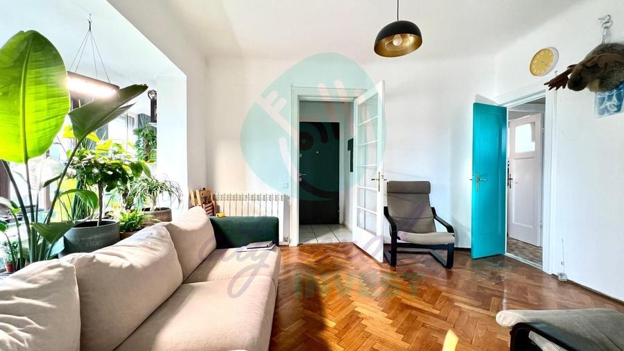 Apartament cu 3 camere semidecomandat, mobilat în Cotroceni
