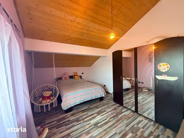 Casă cu 6 camere cu Teren 600 Mp în Bordei