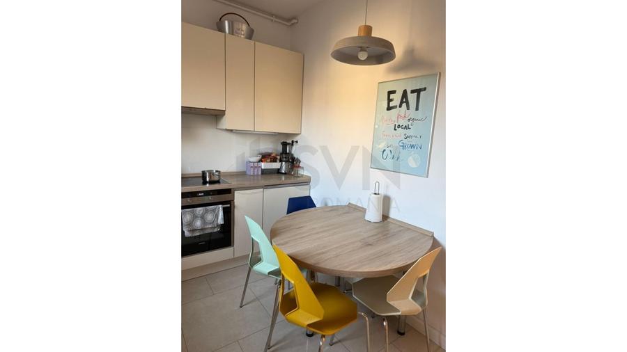 Apartament cu 4 camere decomandat, mobilat în Dorobanți