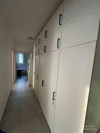 Apartament cu 3 camere semidecomandat în Titan