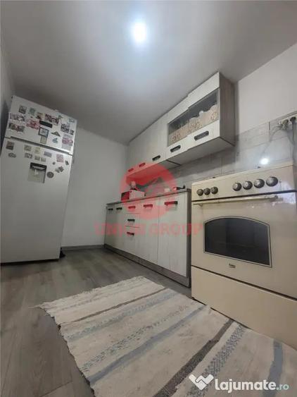 Casă cu 4 camere cu Teren 600 Mp în Lazu