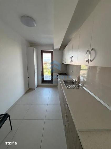 Apartament cu 4 camere în Sisești