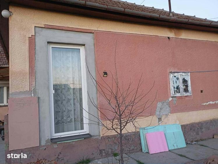 Casă cu 3 camere în Central