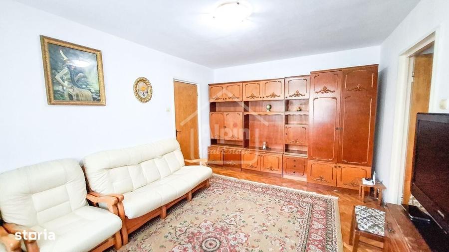 Apartament cu 2 camere semidecomandat în Centrul Civic