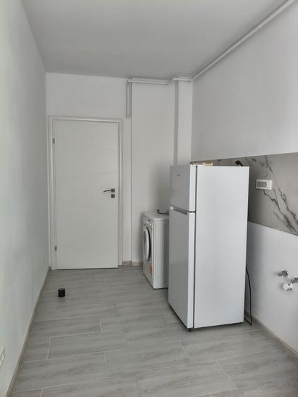 Direct Proprietar: Apartament 2 Camere Decomandat, 49 mp Militari Residence Chiajna - 3