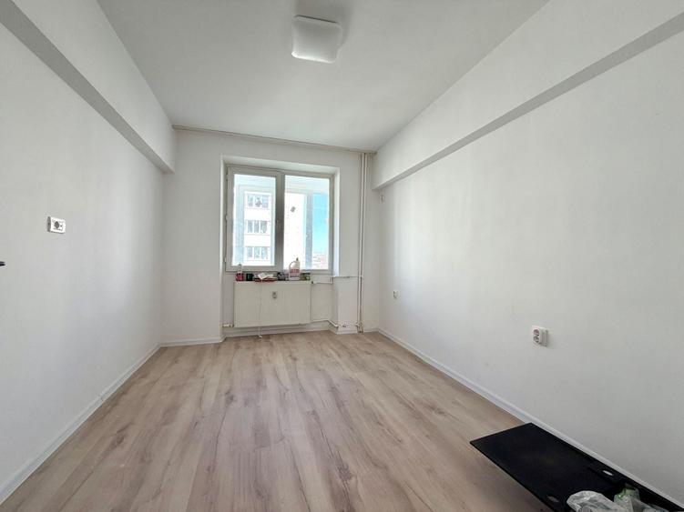 Apartament cu 3 camere decomandat în Doamna Ghica