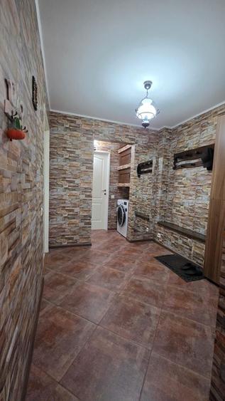 Apartament cu 2 camere decomandat în Triaj