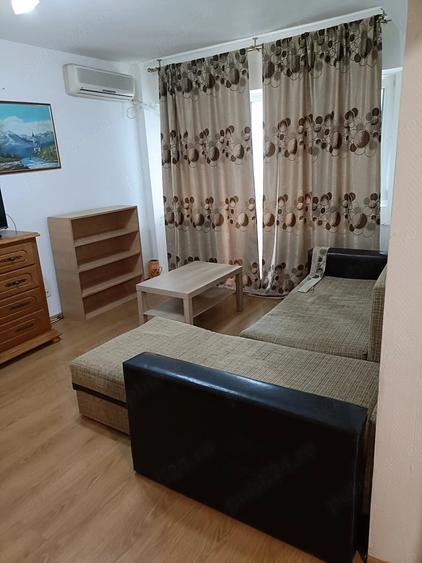 Apartament cu 2 camere semidecomandat în 1 Mai