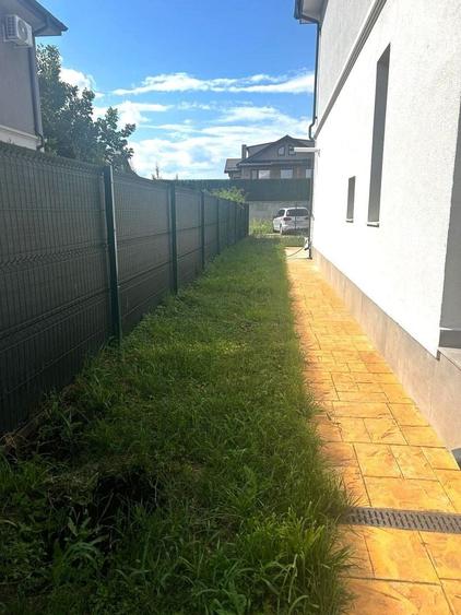 Casă individuală cu 5 camere cu Canalizare în Corbeanca