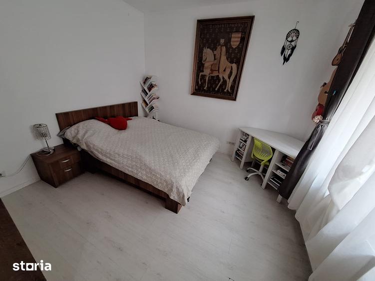 Apartament cu 4 camere în Central