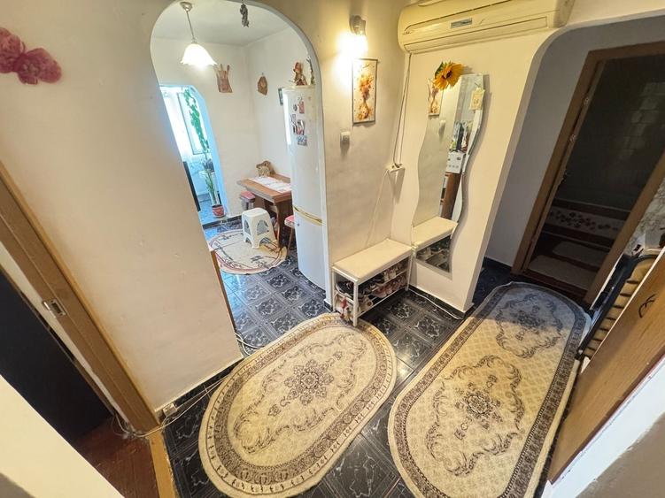 Apartament 2 camere zona Anda cu Centrala - 8