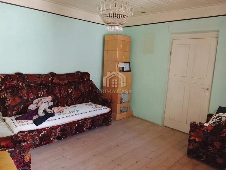 Casă cu Teren 700 Mp în Dealu Viei