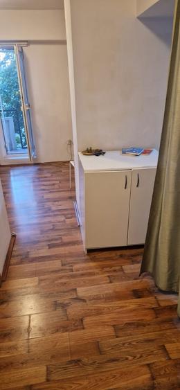 Garsonieră decomandată, mobilată în Calea Călărașilor
