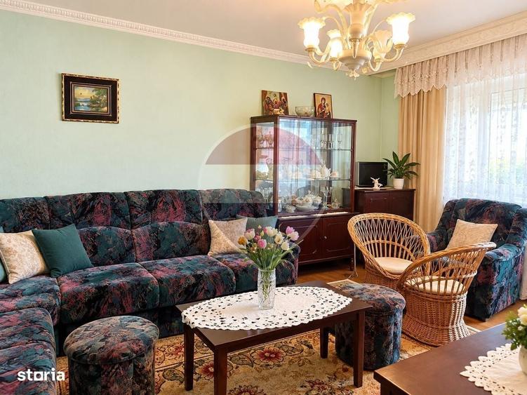 Apartament cu 3 camere, decomandat, et 10, str Alecu Russo - 3