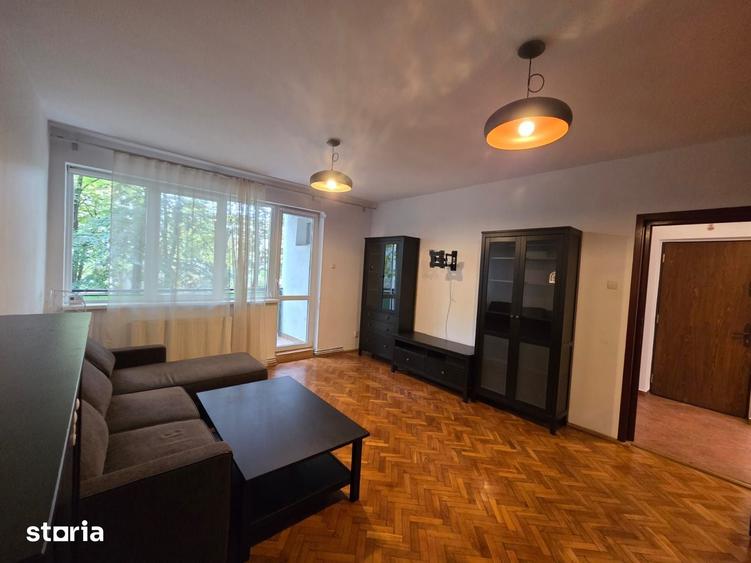 Apartament cu 2 camere decomandat în Plopilor