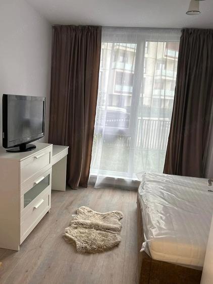 Apartament cu 2 camere semidecomandat în Dumbrăvița