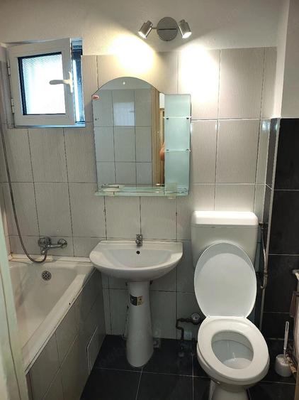 inchiriez apartament 2 camere - 4