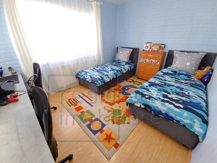 Apartament cu 2 camere nedecomandat, mobilat în Iris