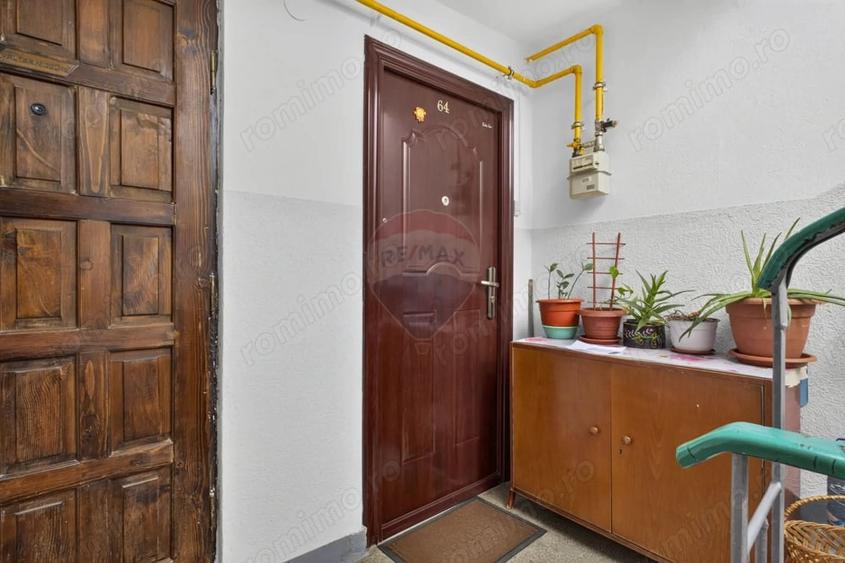Apartament cu 3 camere semidecomandat în Fortuna