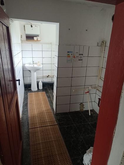 Casă cu 2 camere cu Teren 500 Mp în Bucu