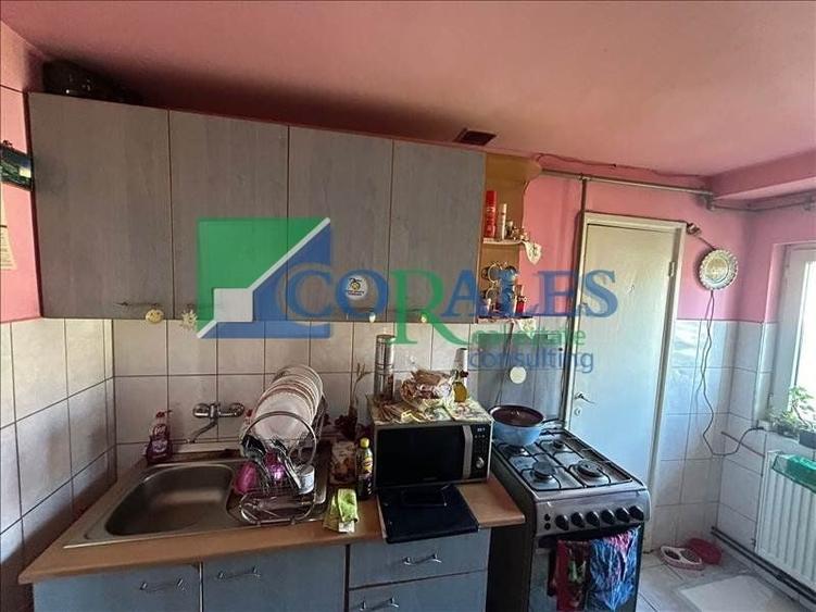 Apartament cu 4 camere decomandat în Fabric