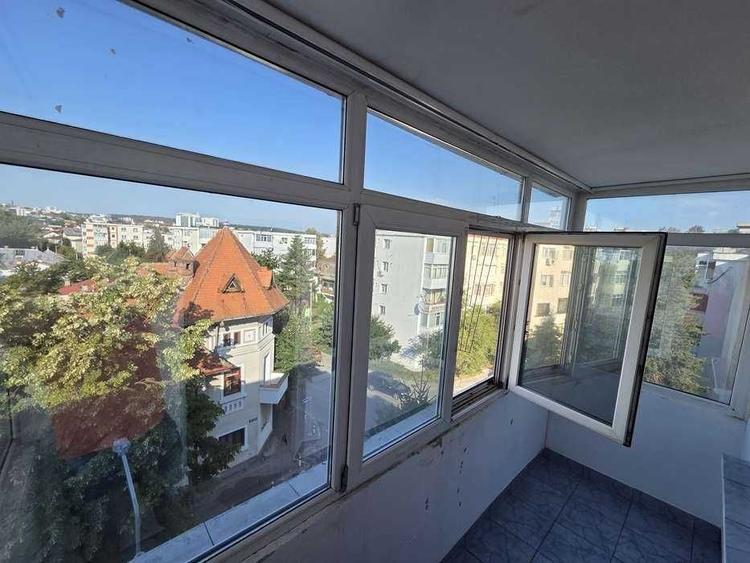 Apartament cu 2 camere decomandat în Popa Șapcă