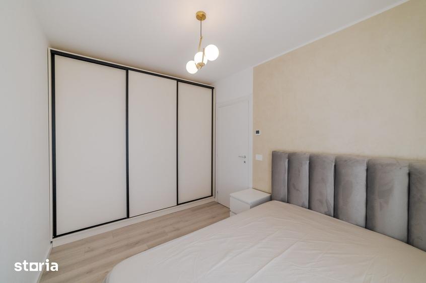 Apartament cu 3 camere semidecomandat, mobilat în Lipovei